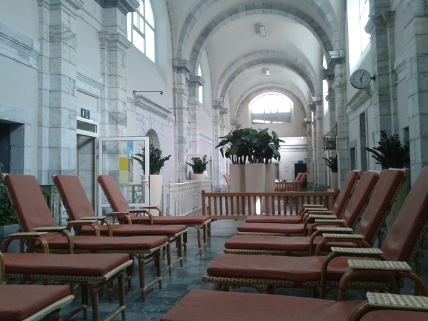 la_nef_des_thermes barèges.jpg